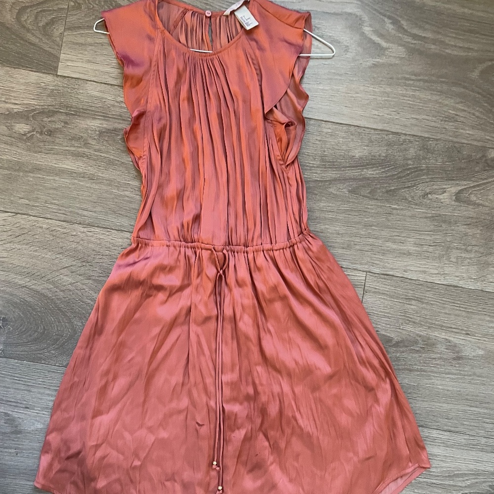 Dress - Picture 2 of 4